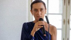 Na snímke je molekulárna genetička RNDr. Soňa Péková, Ph.D., počas vystúpenia na medzinárodnej konferencii venovanej očkovaniu proti ochoreniu COVID-19.